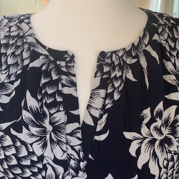 NWT cotton flutter sleeve sundress - Picture 5 of 9